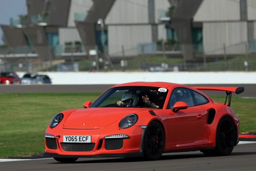Porsche GTS3 RS Track Day Hire track day hire